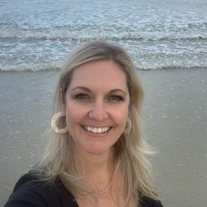 Meet your Posher, Renee